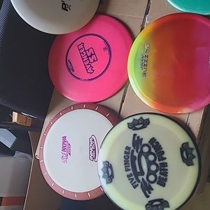 Disc golf disc's various